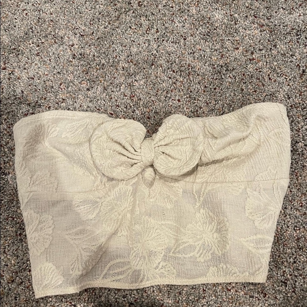 Urban crop top